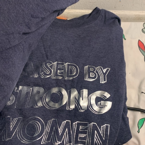 Four shirts for kids size one  M 8/10 and three 12/14 L - Picture 3 of 5